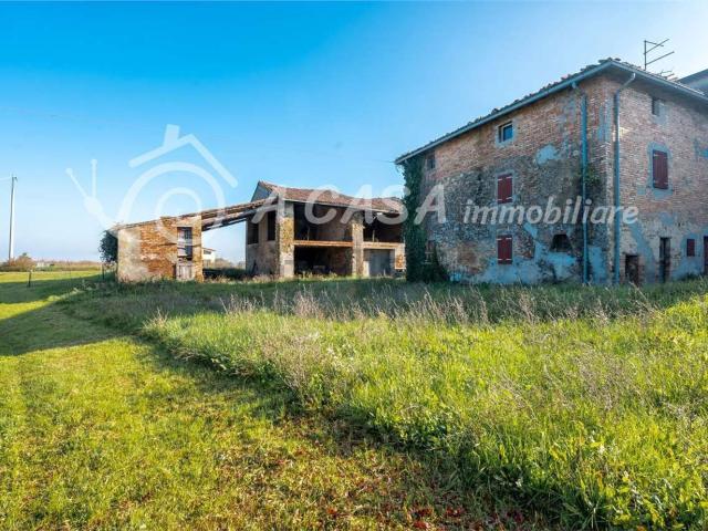 Casa in vendita a Medesano, Reggio Emilia