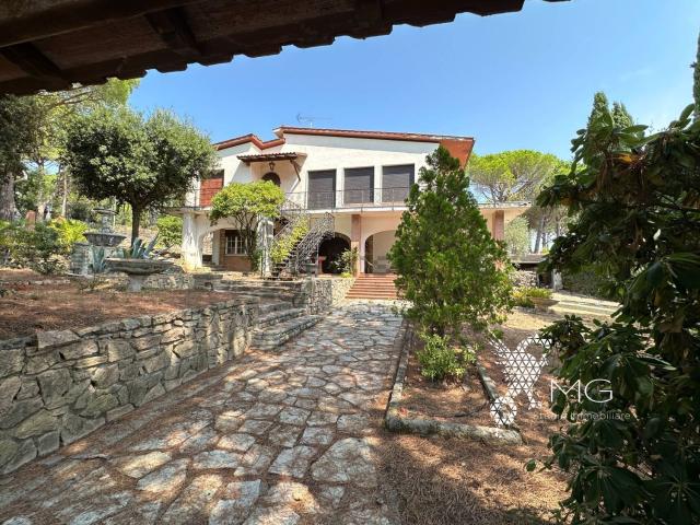 Casa in vendita a Rosignano Marittimo, Toscana