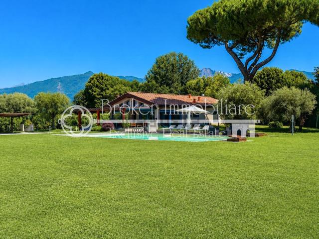 Casa in vendita a Tonfano, Toscana
