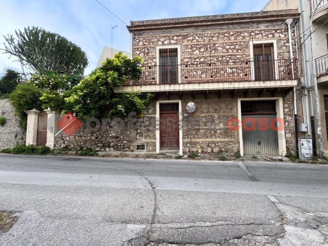 Casa in vendita a Pace Del Mela, Sicilia