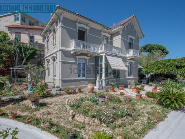 Casa in vendita a La Rocca, Albisola Capo
