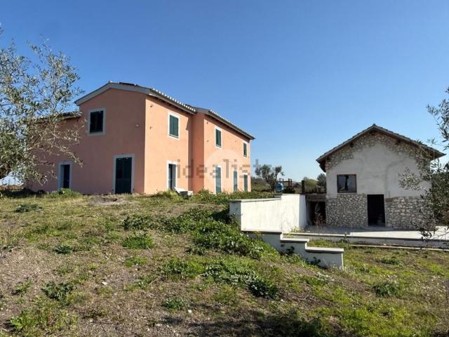 Casa in vendita a Viterbo, Lazio