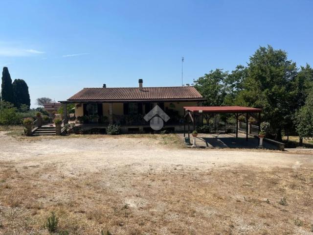 Casa in vendita a Montecagnoletto, Roma Capitale