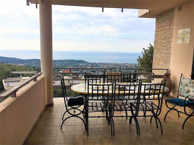 Casa in vendita a Formia, Lazio