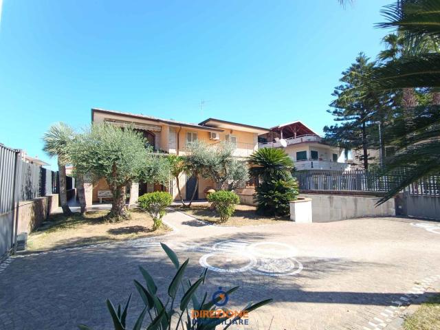 Casa in vendita a Casapesenna, Campania