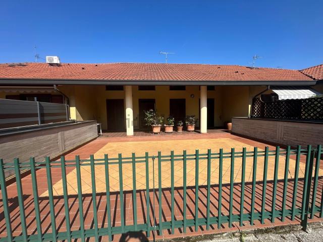 Casa in vendita a Socco, Fino Mornasco