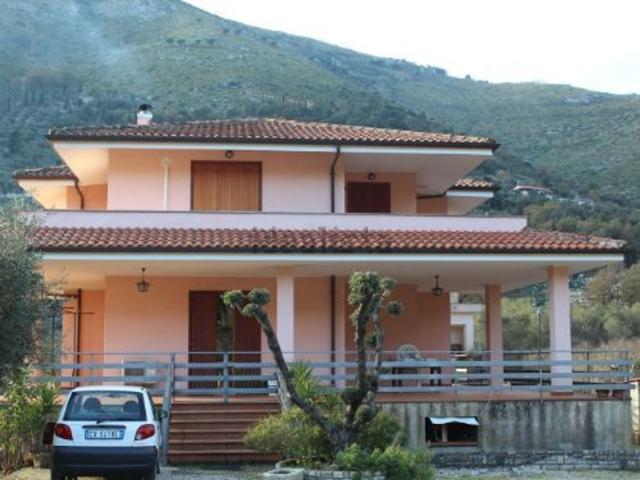 Casa in vendita a Giovenco, Itri