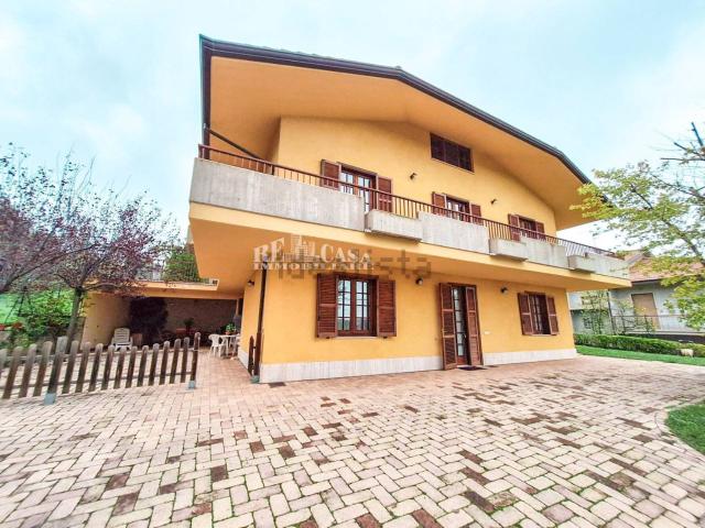 Casa in vendita a Madonna della Cona, Teramo