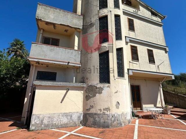 Casa in vendita a Foglianise, Campania