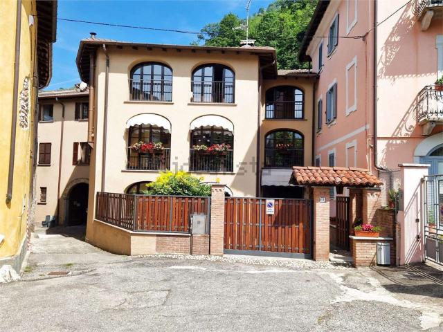 Casa in vendita a Comunità Montana Valli del Verbano, Cuveglio