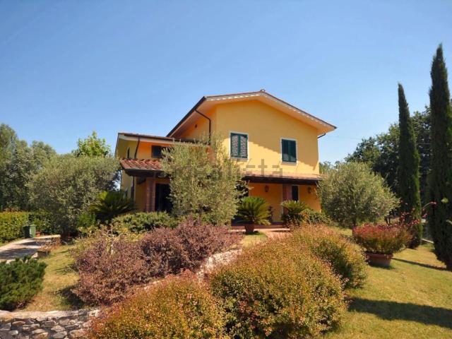 Casa in vendita a Bagni Di Lucca Ponte, Toscana