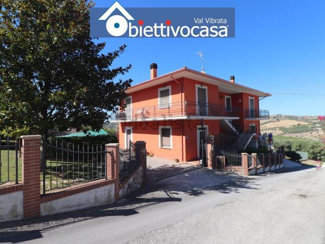 Casa in vendita a Corropoli, Teramo