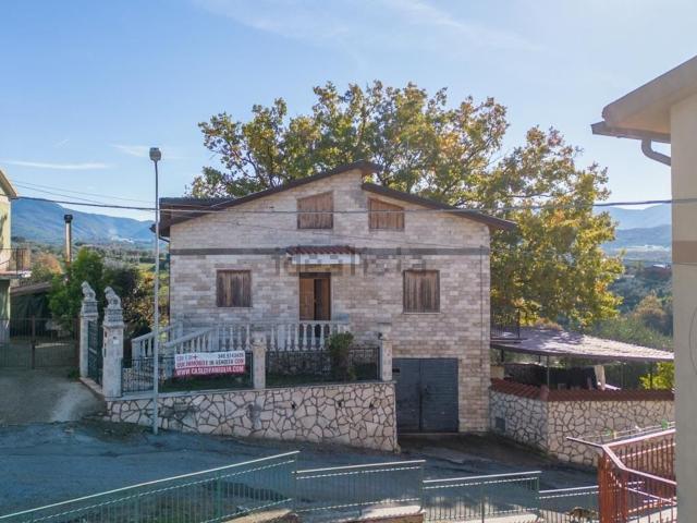 Casa in vendita a Ginestra, Monteleone Sabino