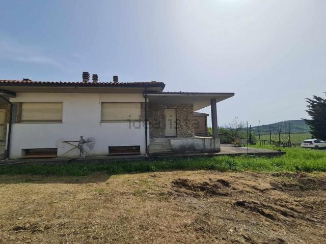 Casa in vendita a Colle Di Val D'elsa, Toscana