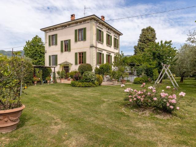 Casa in vendita a Bagni Di Lucca Ponte, Toscana