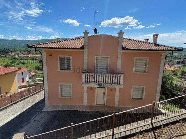 Casa in vendita a Castiglion Fiorentino, Toscana