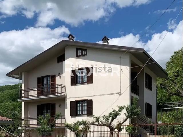 Casa in vendita a Colle Cavallari, Montereale