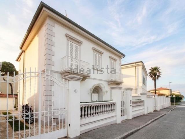Casa in vendita a Antignano, Livorno