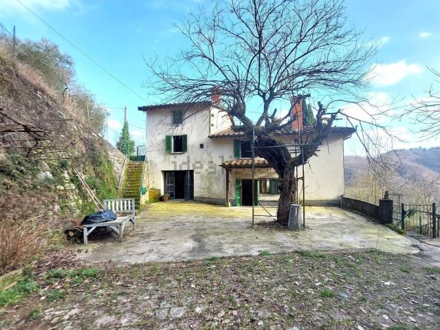 Casa in vendita a Cantagallo, Toscana