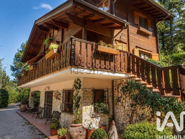 Casa in vendita a Passignano Sul Trasimeno, Umbria