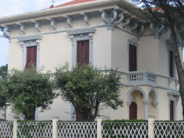 Casa in vendita a Marina di Pisa, Pisa