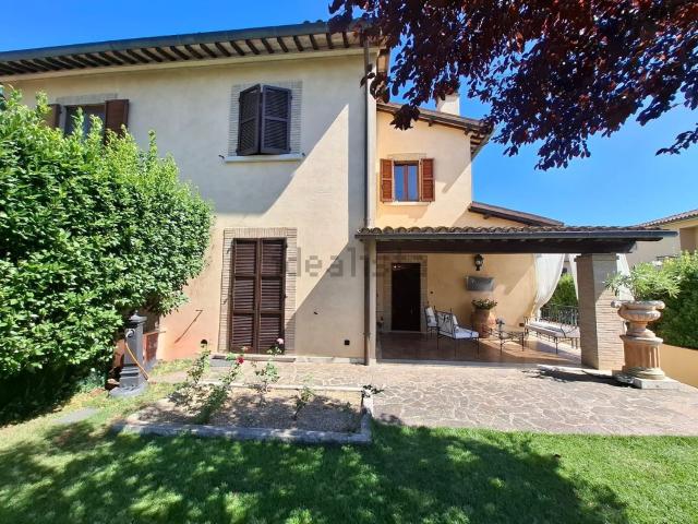 Casa in vendita a Sferracavallo, Orvieto
