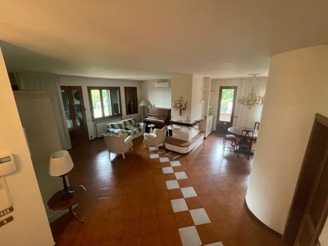 Casa in vendita a Montale Alto, Montale