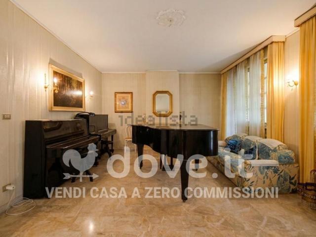 Casa in vendita a Cento, Ferrara
