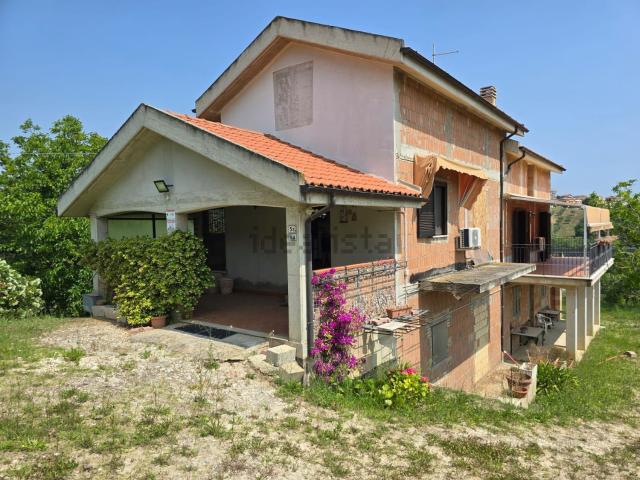 Casa in vendita a Villa Raspa, Spoltore