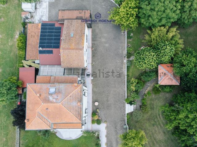 Casa in vendita a Fidenza, Reggio Emilia