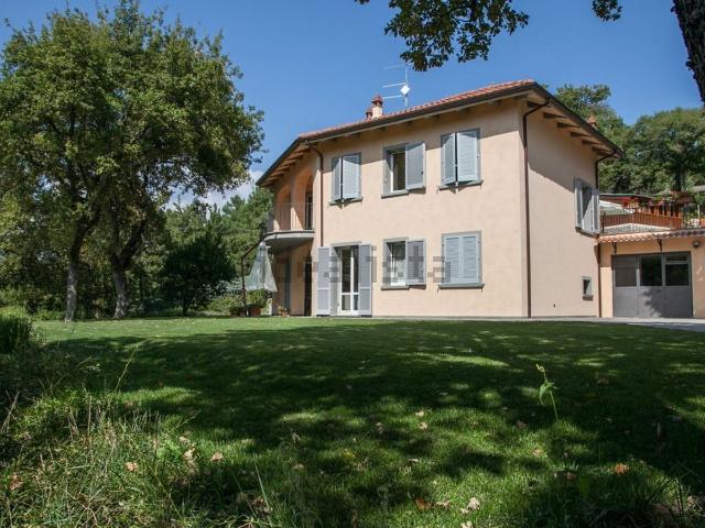 Casa in vendita a Giotto, Palazzo Del Pero