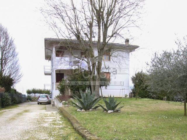 Casa in vendita a Borgo Mantovano, Villa Poma