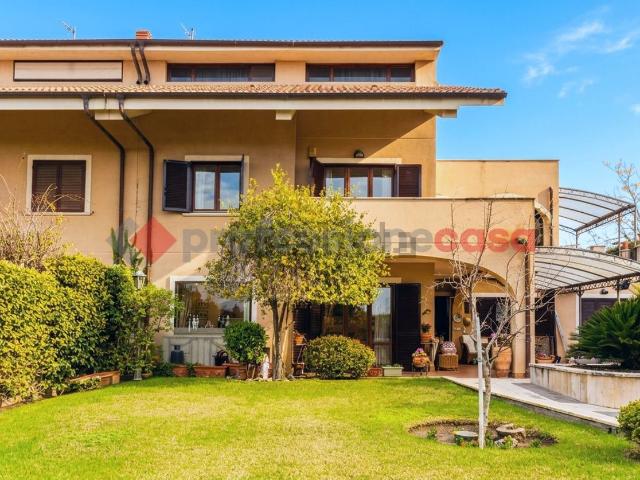 Casa in vendita a Sant'agata Li Battiati, Sicilia
