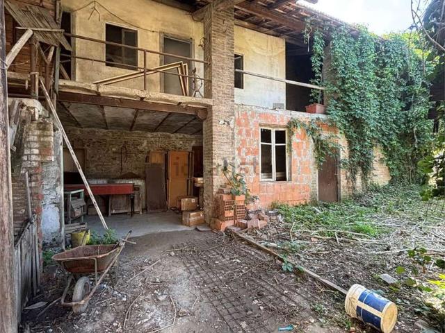 Casa in vendita a Piemonte, Alessandria
