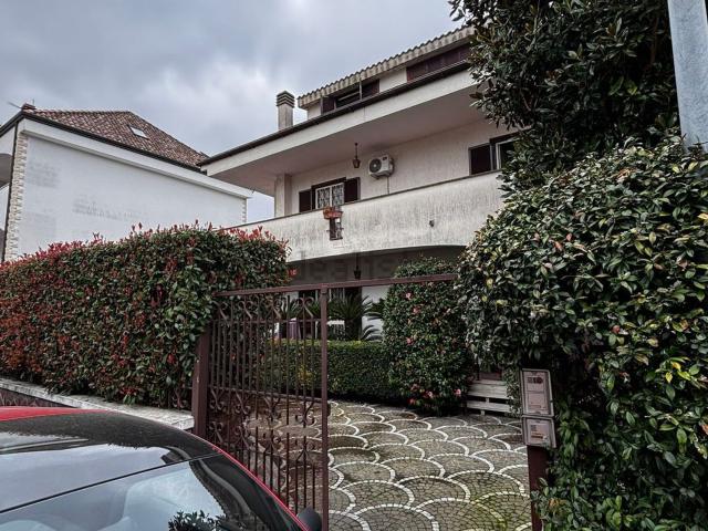 Casa in vendita a Mugnano Di Napoli, Campania