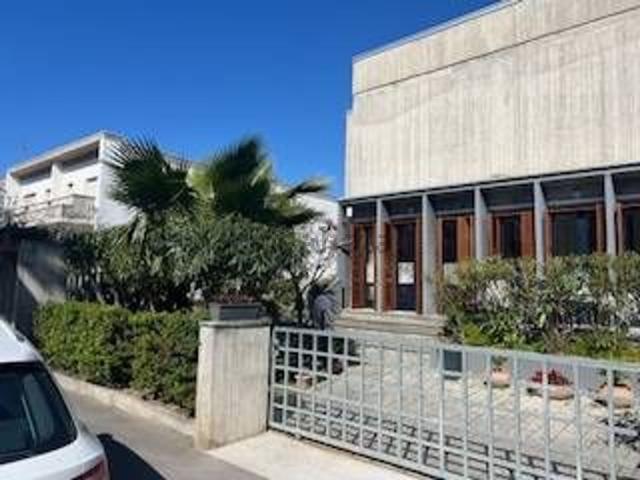 Casa in vendita a Unione dei Comuni della Val Vibrata, Alba Adriatica