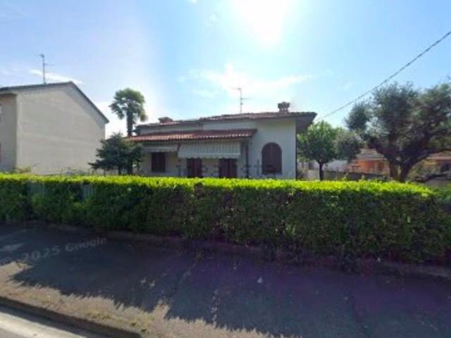 Casa in vendita a Inzago, Lombardia