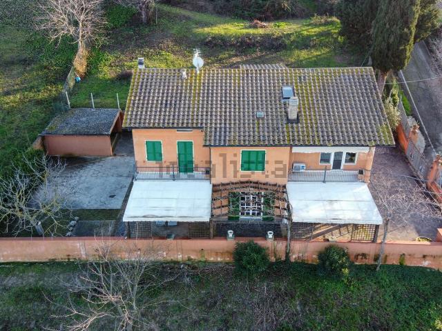 Casa in vendita a Villa Costantina, Marche