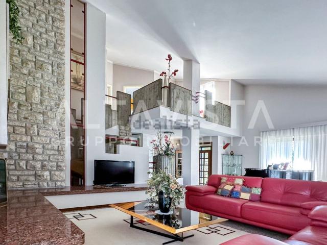 Casa in vendita a Rezzato, Lombardia