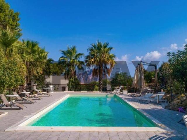 Casa in vendita a Valderice, Sicilia