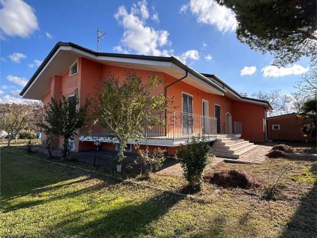 Casa in vendita a Rimini, Reggio Emilia