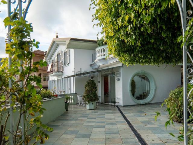 Casa in vendita a Bordighera, Liguria
