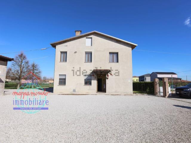 Casa in vendita a Unione Alto Ferrarese, Cento