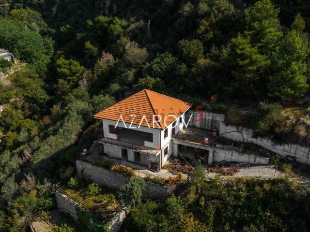 Casa in vendita a Ventimiglia, Liguria