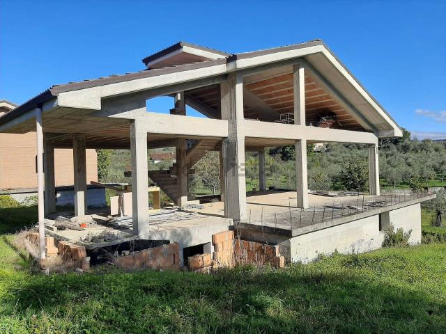 Casa in vendita a Isernia, Molise