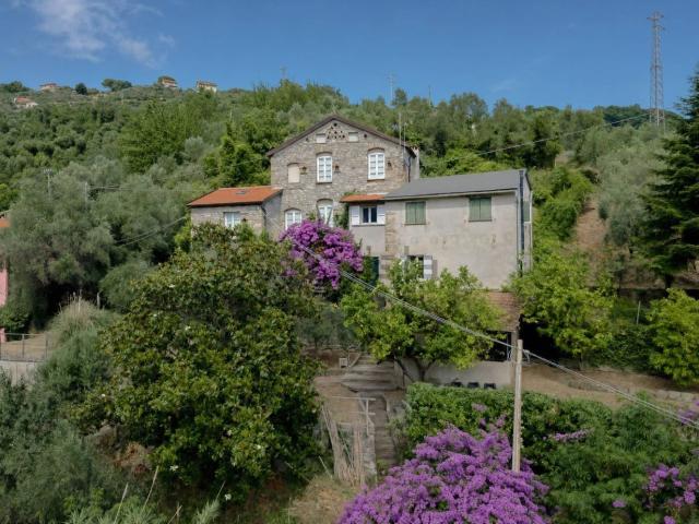 Casa in vendita a Leivi, Liguria