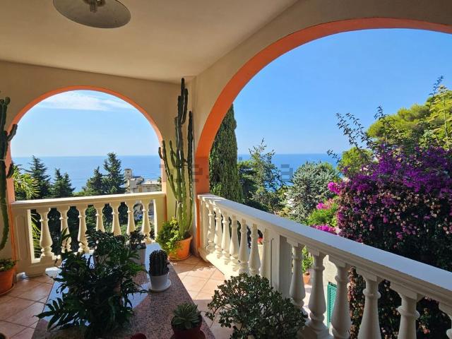 Casa in vendita a Andora, Liguria