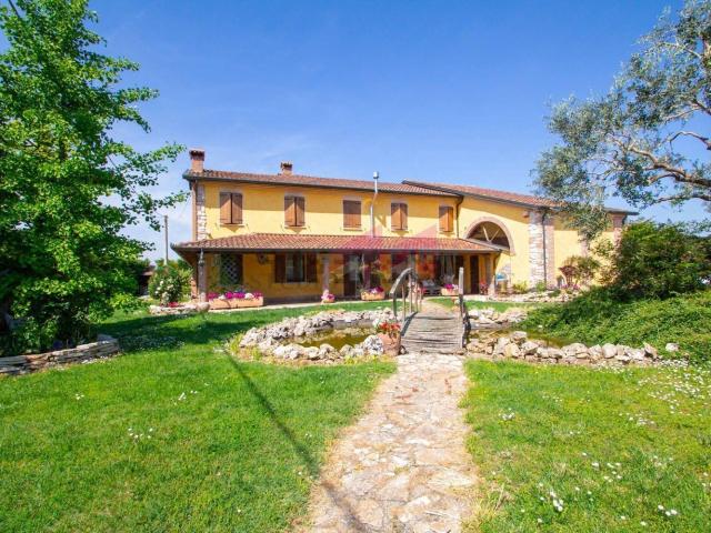 Casa in vendita a Melara, Veneto