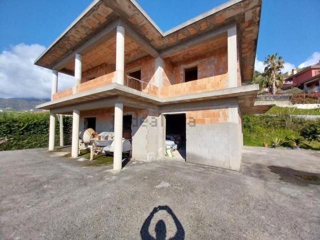Casa in vendita a Calabria, Cosenza