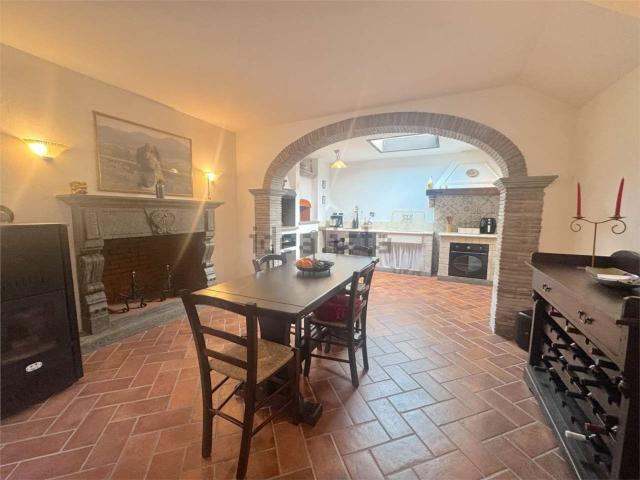Casa in vendita a Vernio